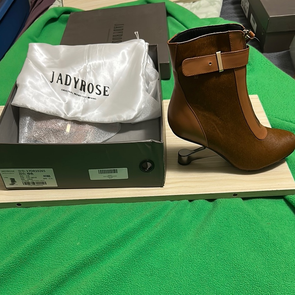 Brown Ankle Boots for Women